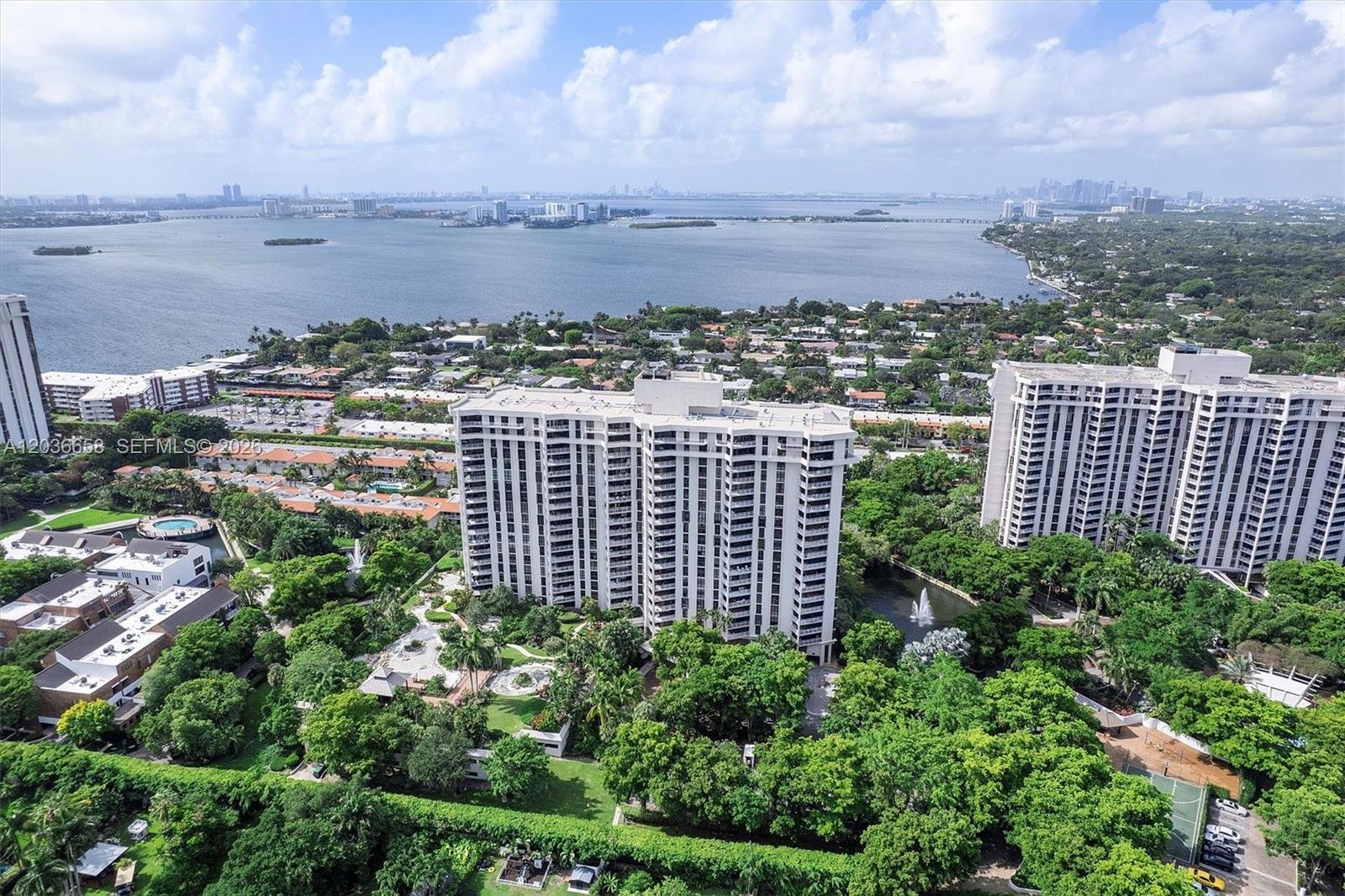 1000 Quayside Ter # 411, Miami FL 33138