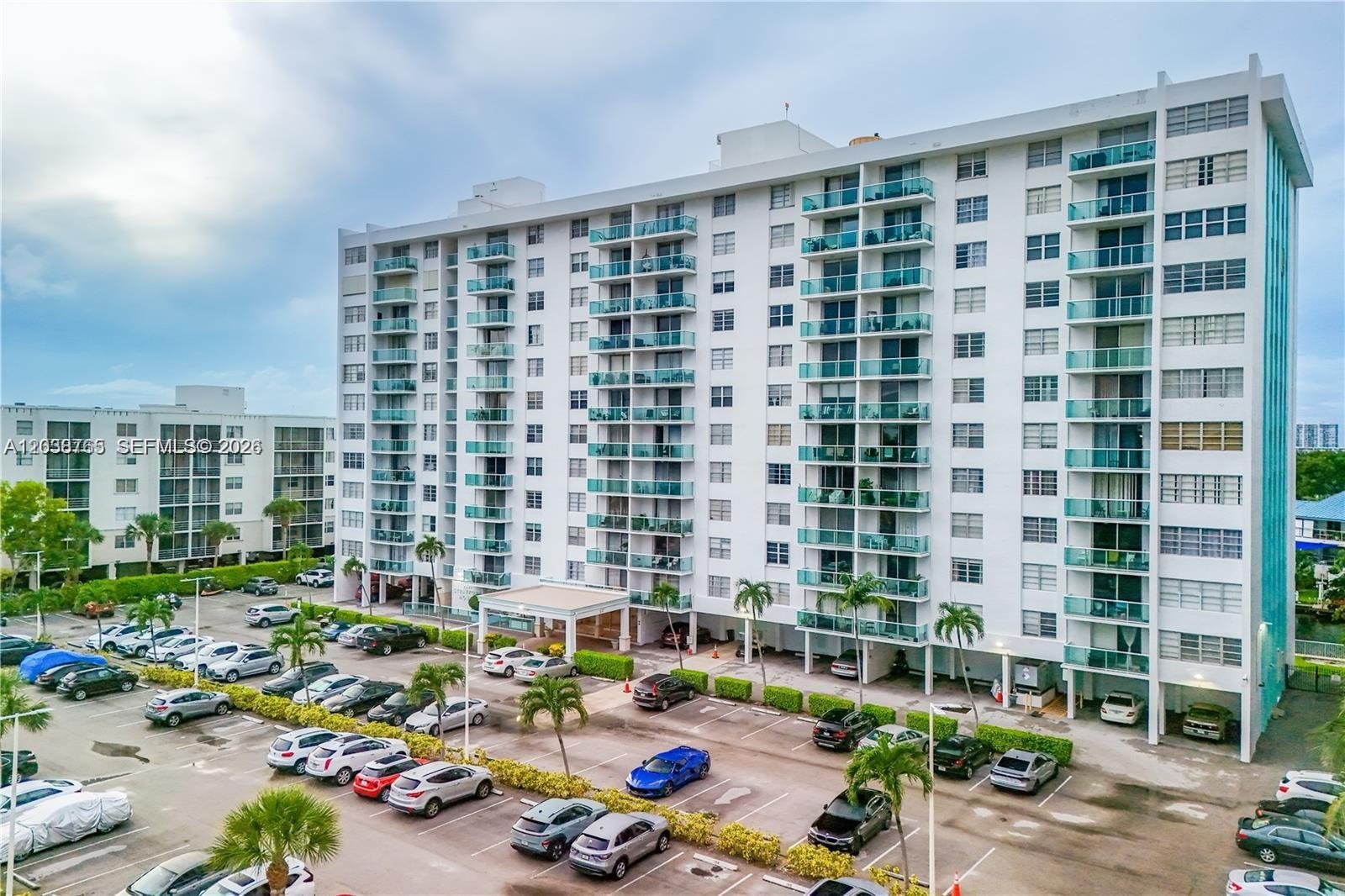 2841 NE 163rd St # 704, North Miami Beach FL 33160