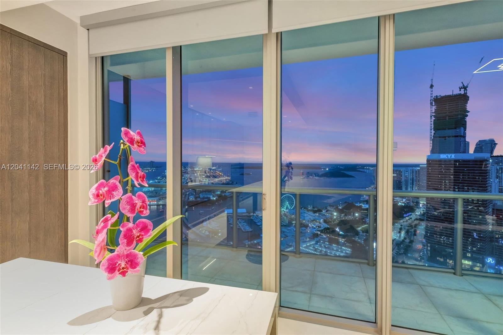 888 Biscayne Blvd # 5404, Miami FL 33132