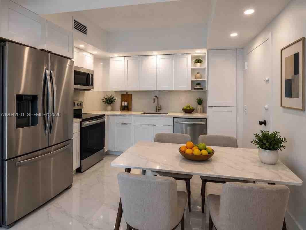 500 Bayview Dr # 232, Sunny Isles Beach FL 33160