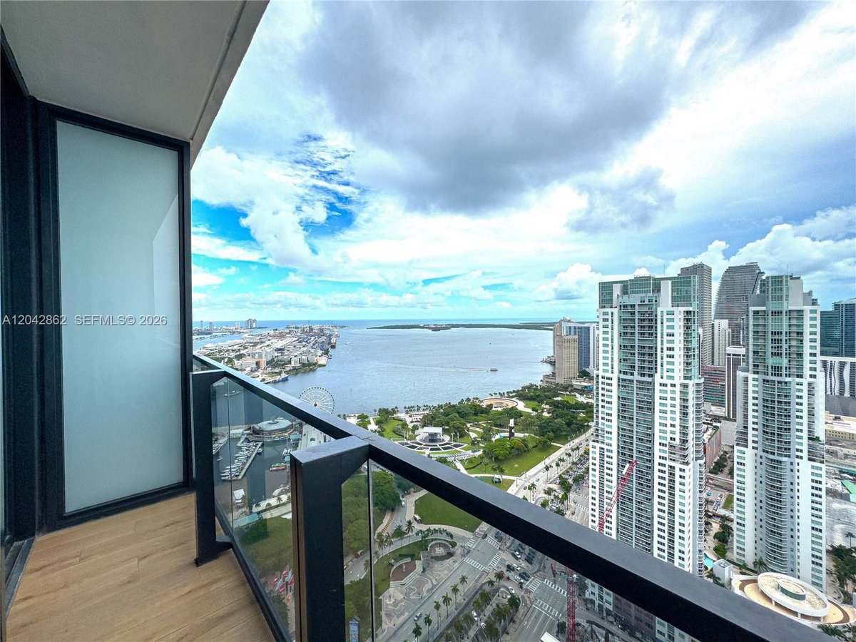 398 NE 5th St # 4316, Miami FL 33132