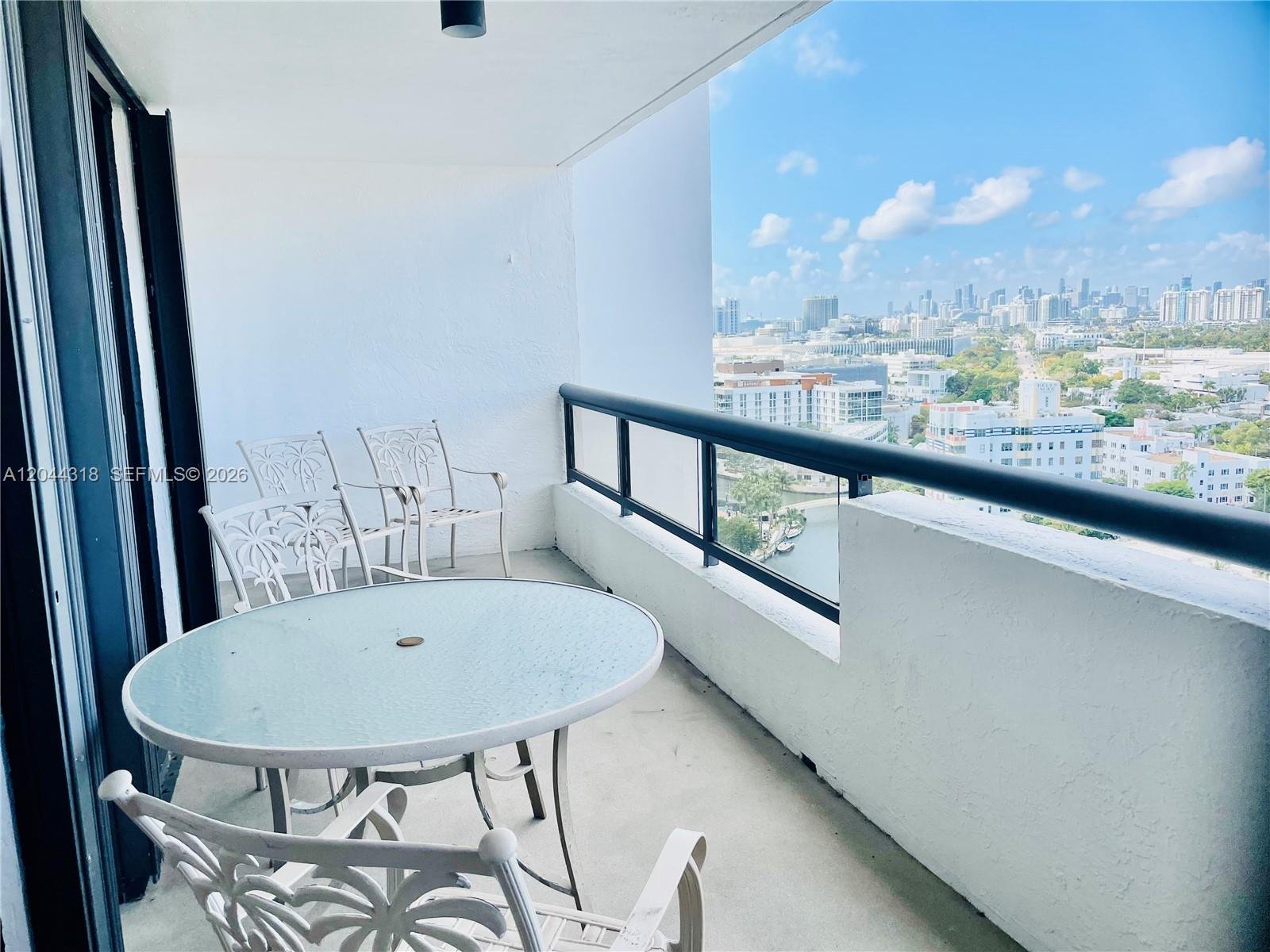 2555 Collins Ave # 2006, Miami Beach FL 33140