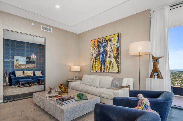 1000 Brickell Plz, Miami FL 33131