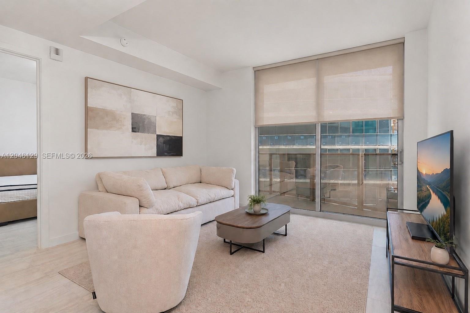 77 SE 5th St. # 1905, Miami FL 33131