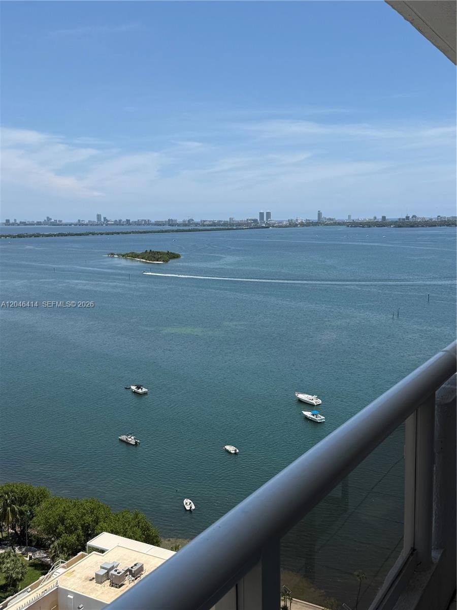 1717 N Bayshore Dr # 2847, Miami FL 33132