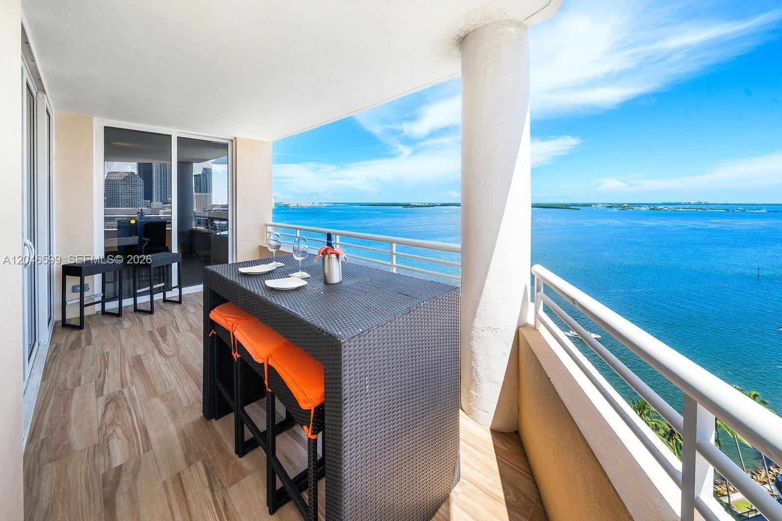 808 Brickell Key Dr # 1808, Miami FL 33131