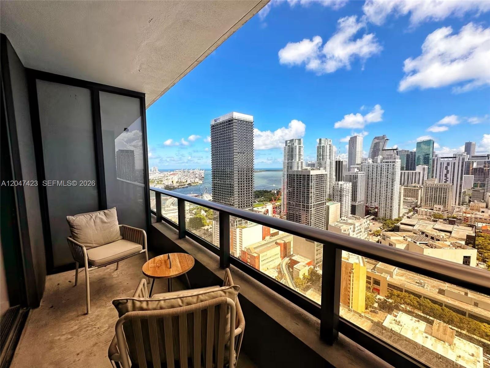 159 NE 6th St # 3212, Miami FL 33132