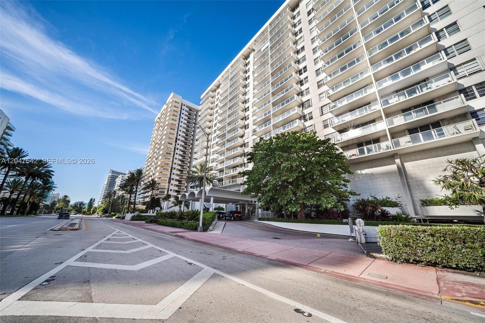 5701 Collins Ave # 1415, Miami Beach FL 33140