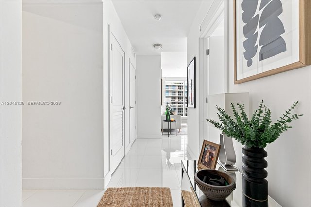 1080 Brickell Ave # 2609, Miami FL 33131