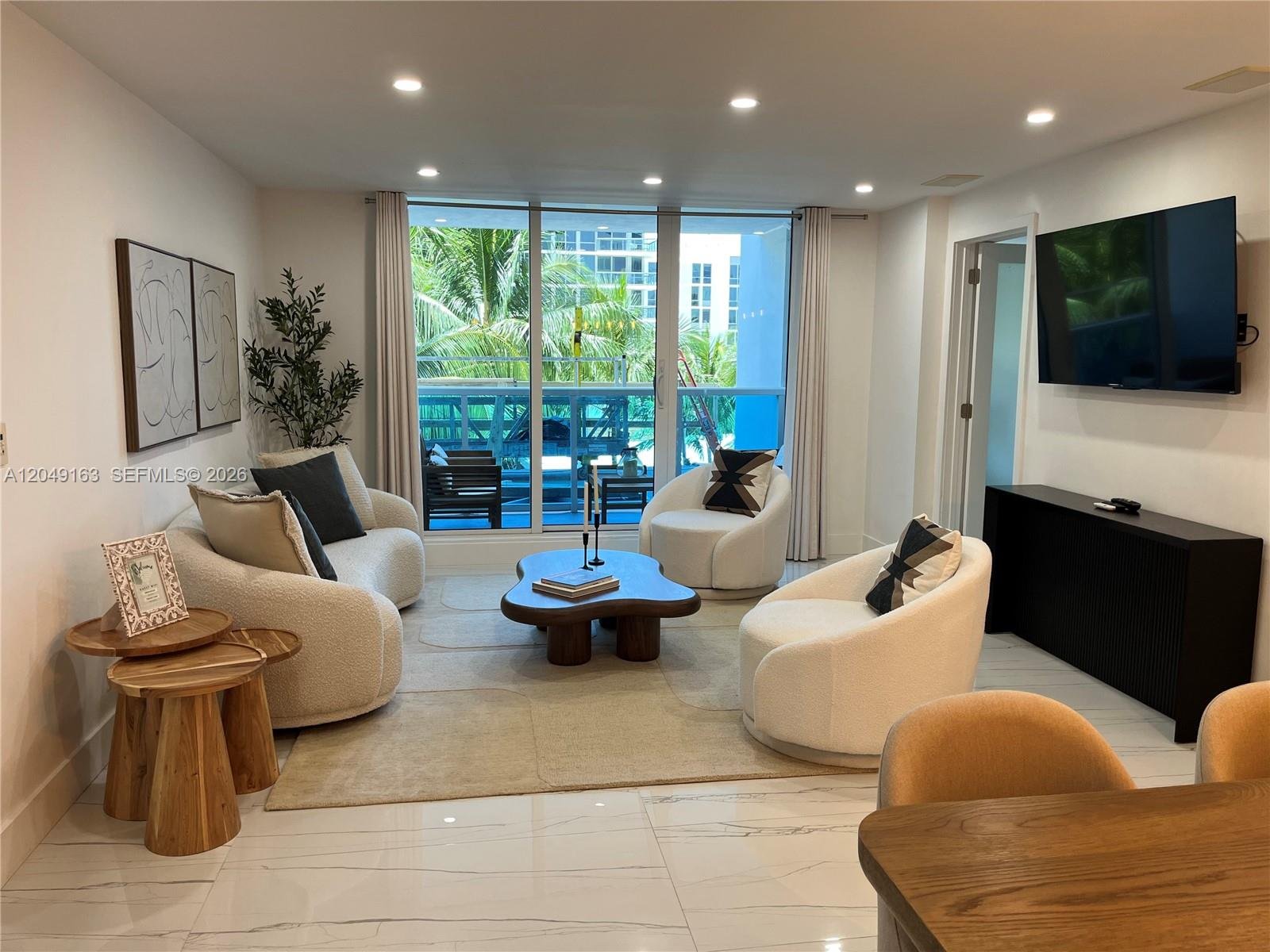 2301 Collins Ave # 326, Miami Beach FL 33139