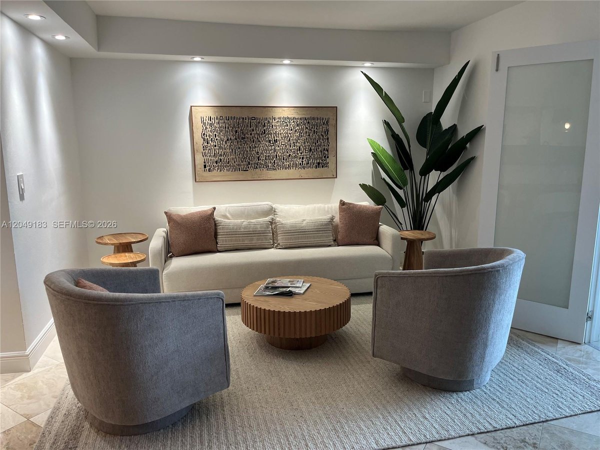 2301 Collins Ave # 731, Miami Beach FL 33139