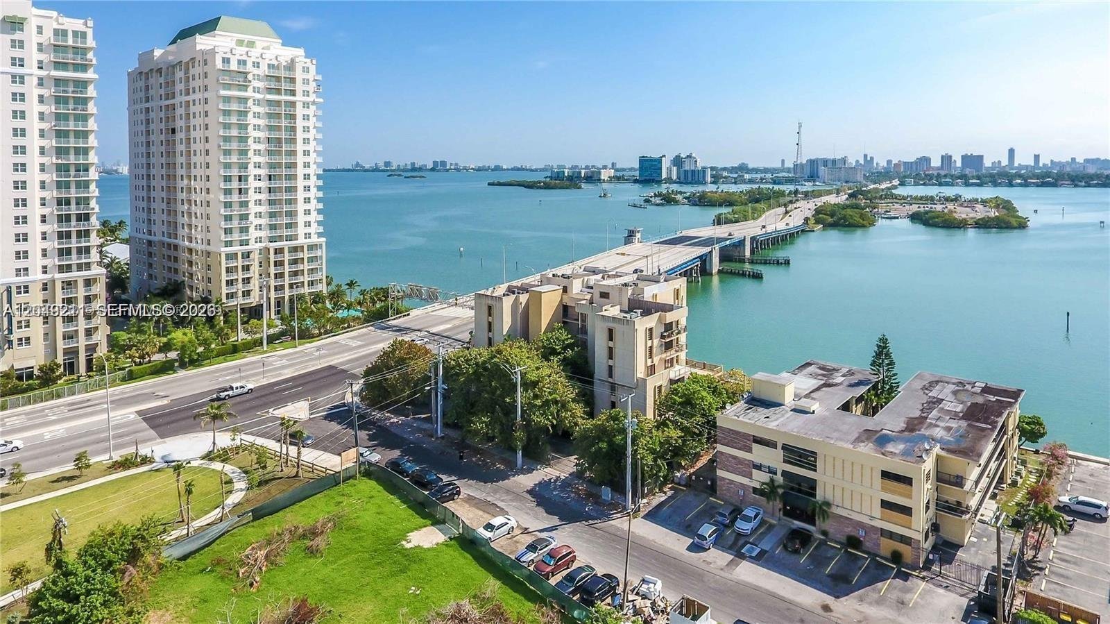 7845 NE Bayshore Ct # 8, Miami FL 33138