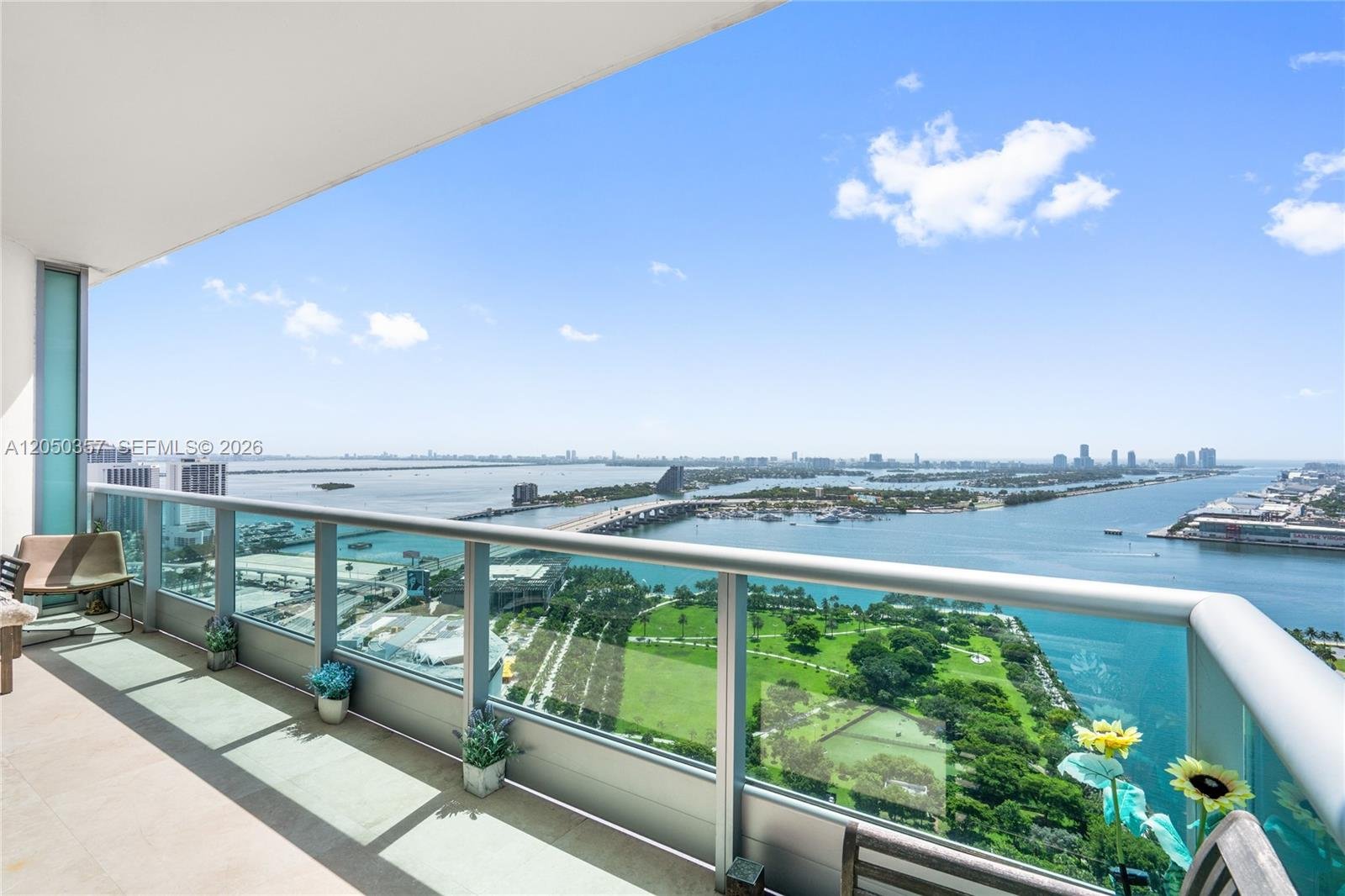 900 Biscayne Blvd # 3704, Miami FL 33132