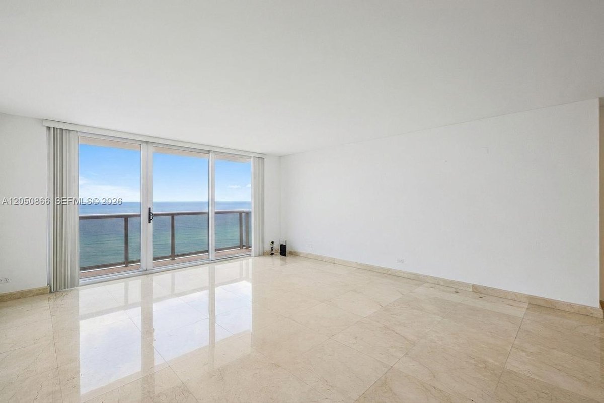 6039 Collins Ave # 517, Miami Beach FL 33140