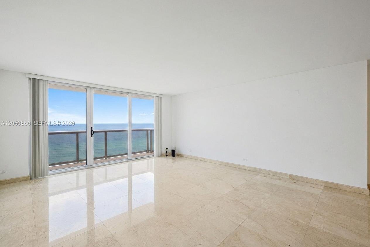 6039 Collins Ave # 517, Miami Beach FL 33140