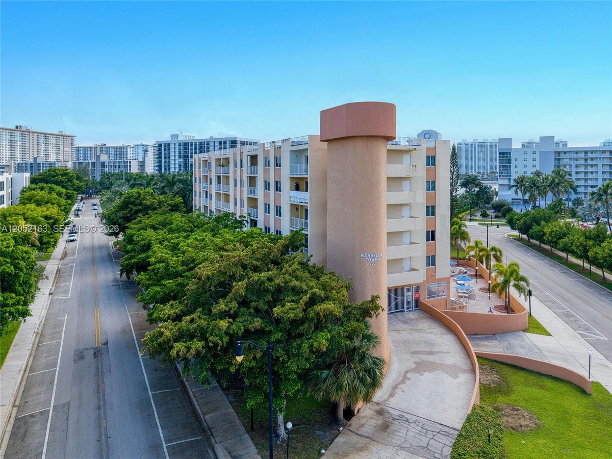 200 178th Dr # 711, Sunny Isles Beach FL 33160