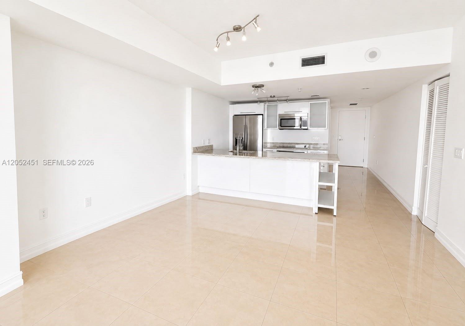 185 SW 7th St # 2505, Miami FL 33130