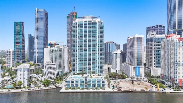 1331 Brickell Bay Dr # 26, Miami FL 33131