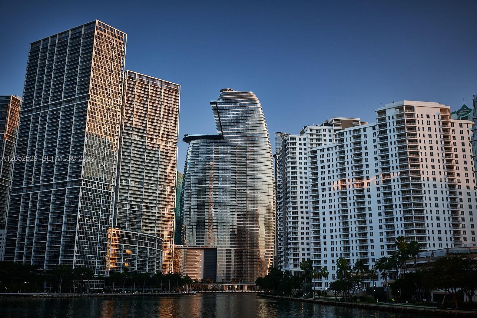 300 Biscayne Boulevard Way # 1705W, Miami FL 33131