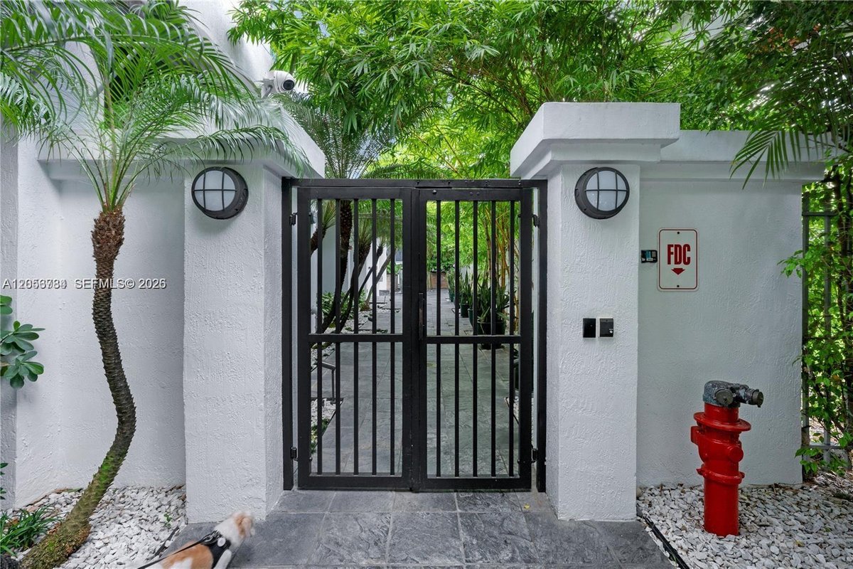 234 NE 3rd St # 2109, Miami FL 33132