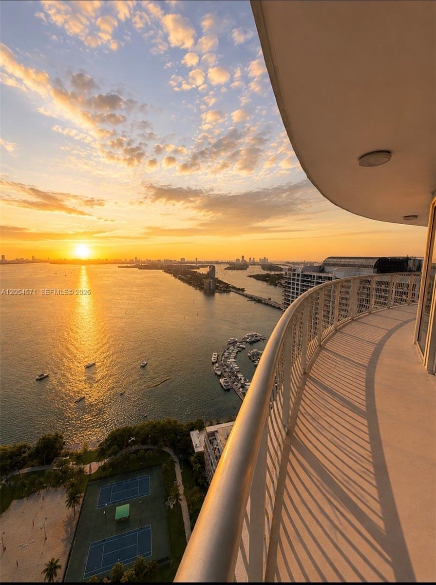 1750 N Bayshore Dr # 4201, Miami FL 33132