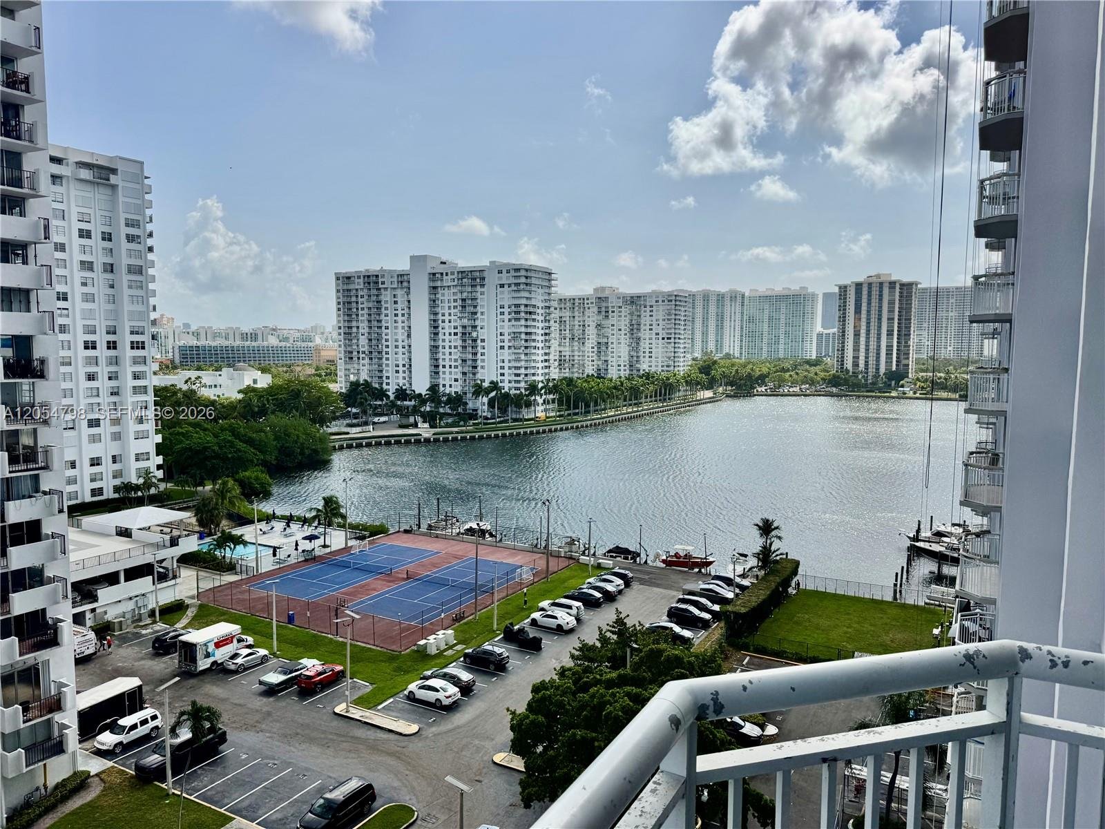 18051 Biscayne Blvd # 1002, Aventura FL 33160