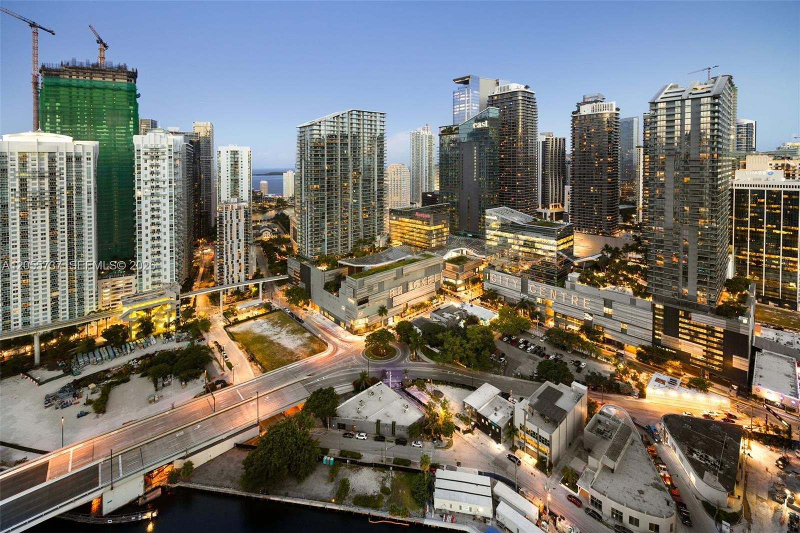 92 SW 3rd St # 3901, Miami FL 33130