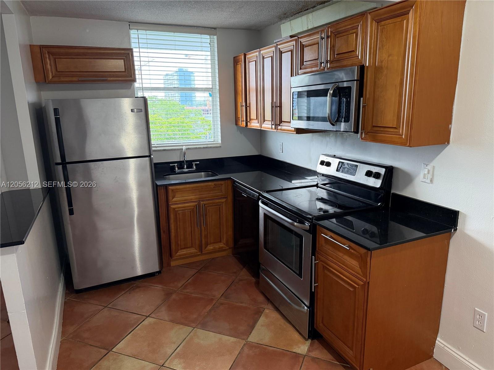 1801 S Treasure Dr # 510, North Bay Village FL 33141