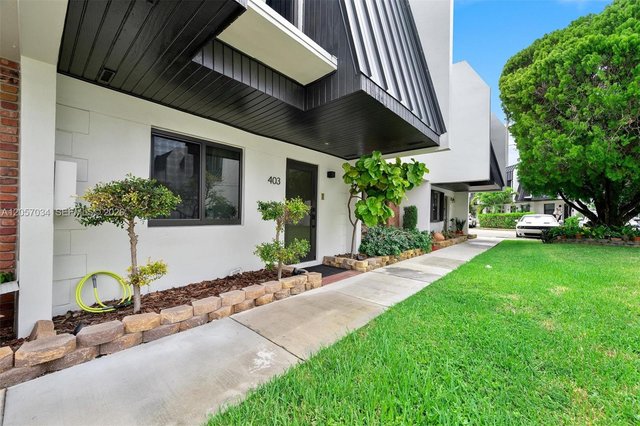 5555 Ludlam Rd # 41, South Miami FL 33155