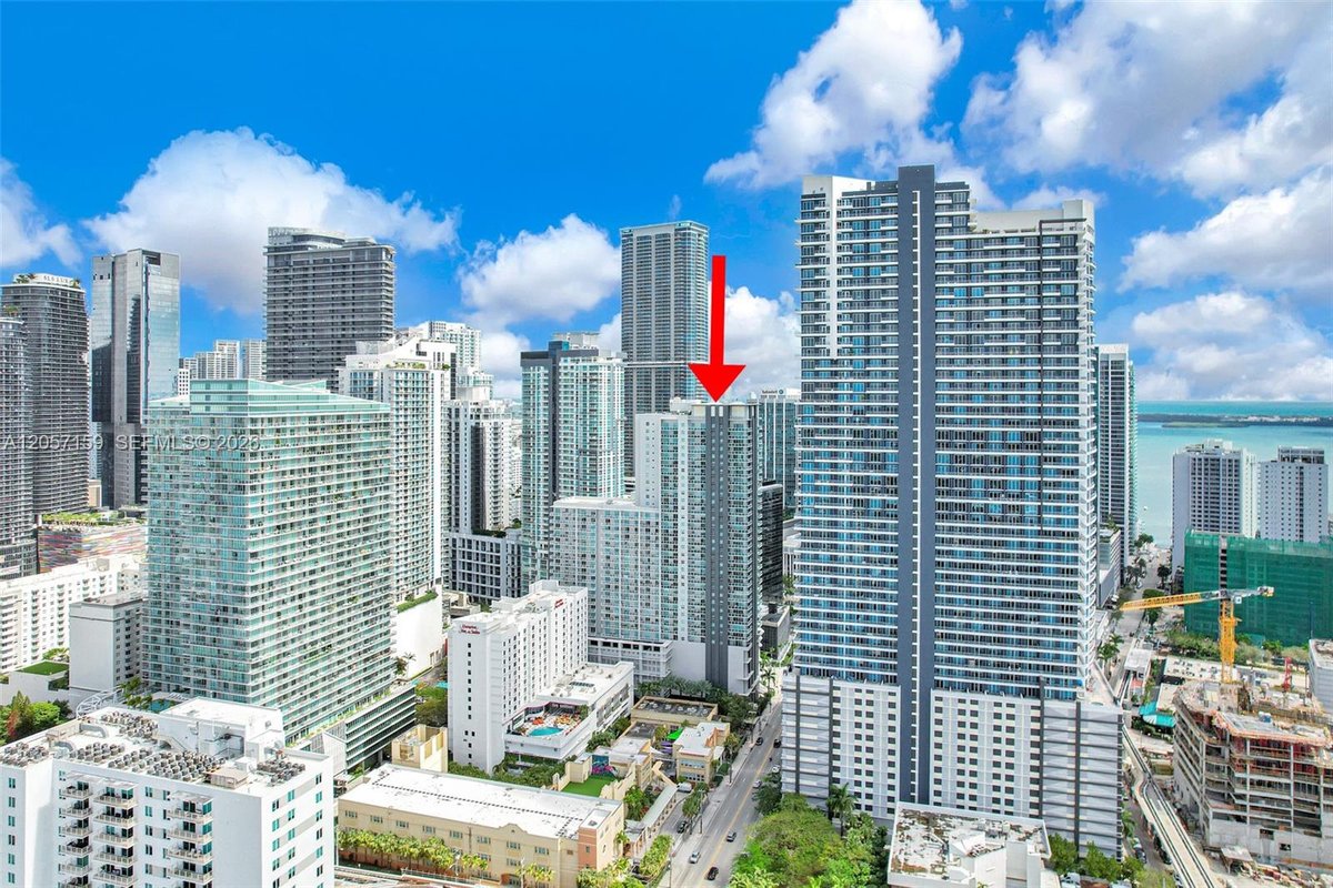 1250 S Miami Ave # 812, Miami FL 33130