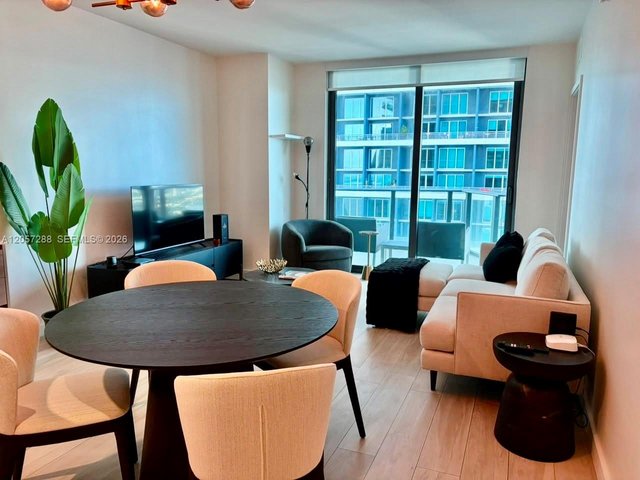 1300 S Miami Ave # 3808, Miami FL 33130