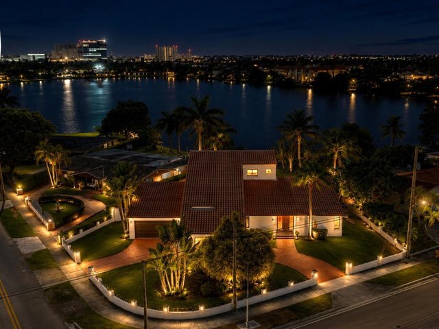 1110 SW 97TH Avenue, Miami FL 33174
