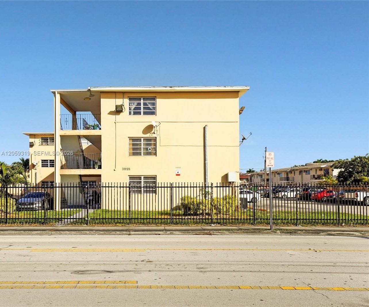 3855 SW 79th Ave # 27, Miami FL 33155