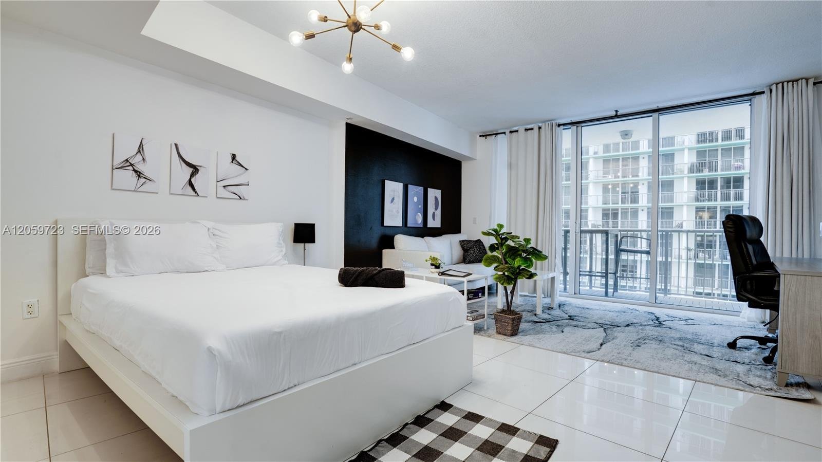 1750 N Bayshore # 2507, Miami FL 33132