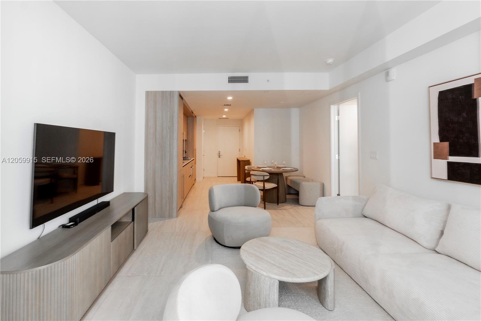 77 SE 5th St # 1910, Miami FL 33131