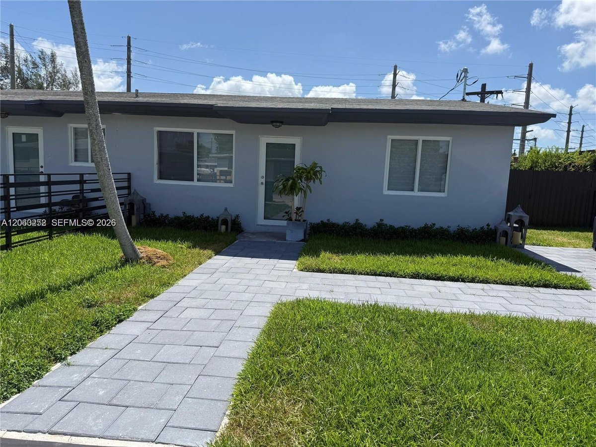 225 SW 76th Ct # 227, Miami FL 33144