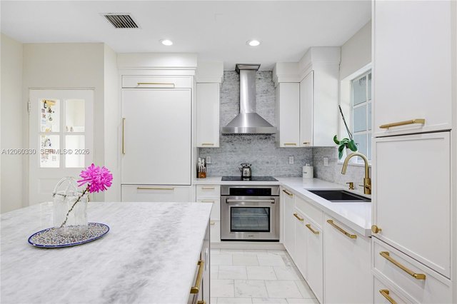 349 NE 96th St, Miami Shores FL 33138