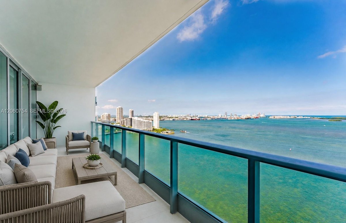 1331 Brickell Bay Dr # 2805, Miami FL 33131