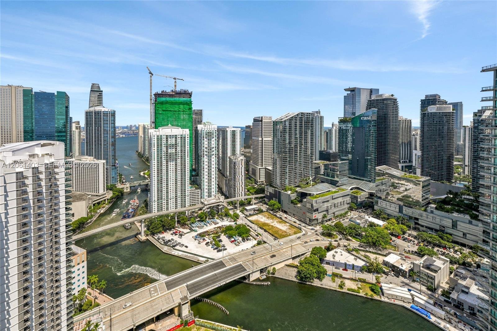 90 SW 3rd St # 17, Miami FL 33130