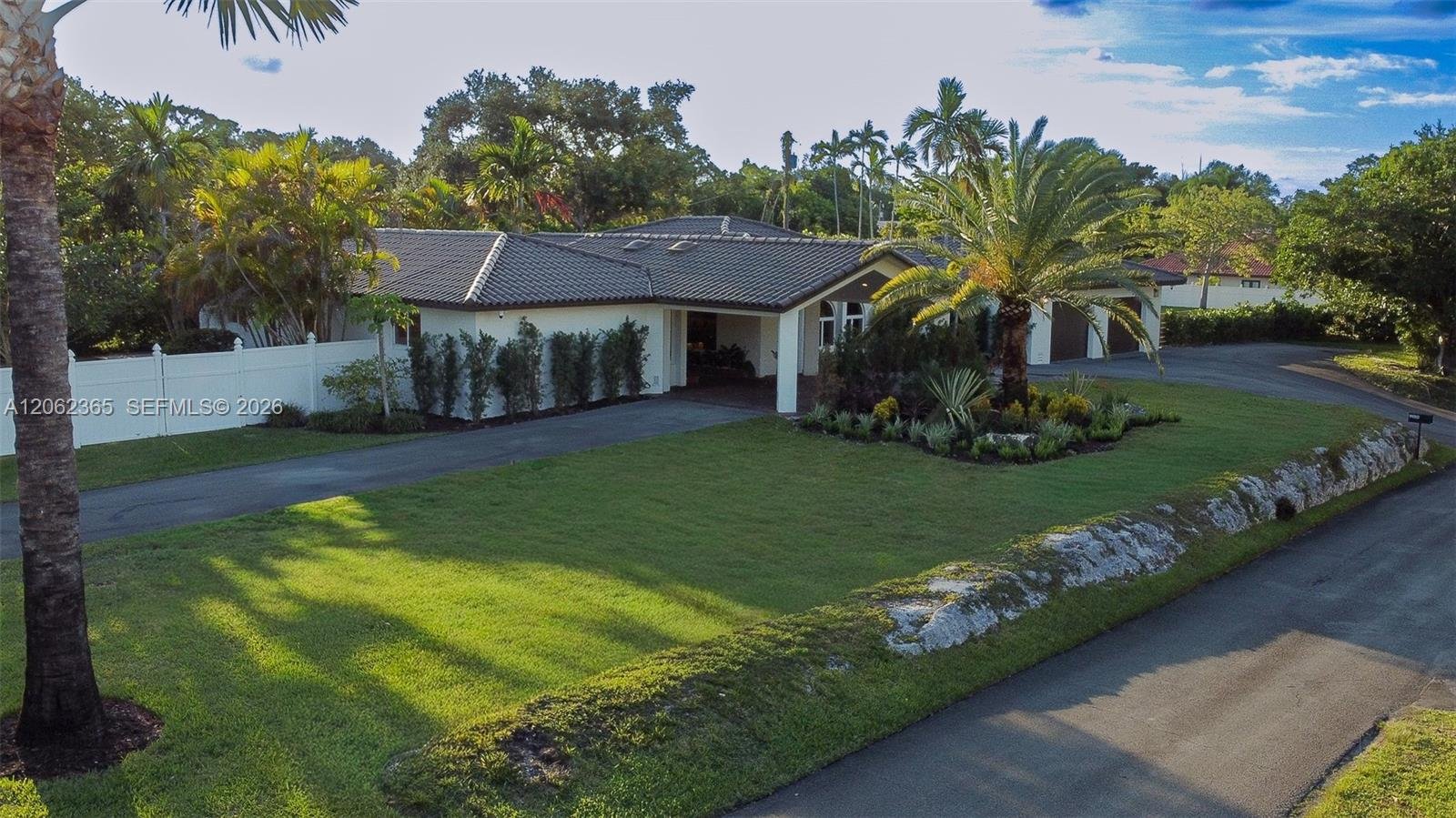 9980 SW 83rd Ave, Miami FL 33156
