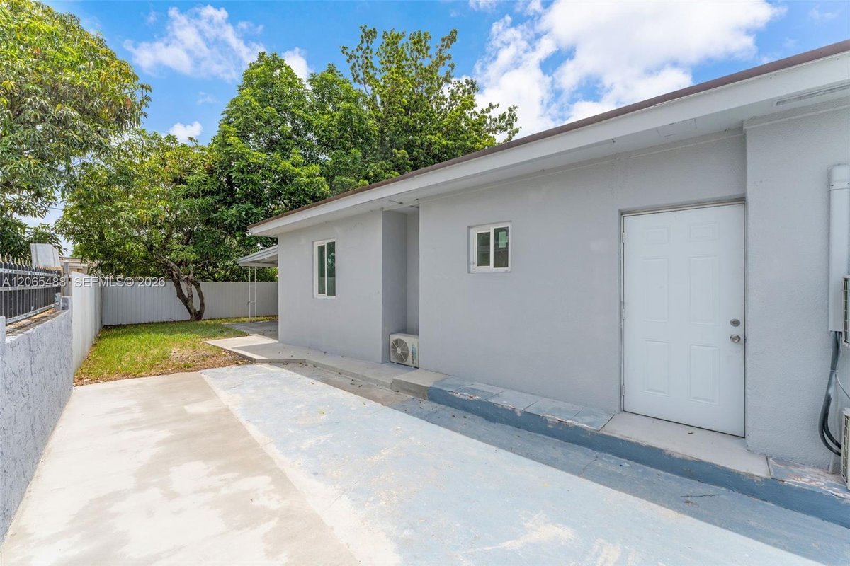 17915 NW 43rd Ct # B, Miami Gardens FL 33055