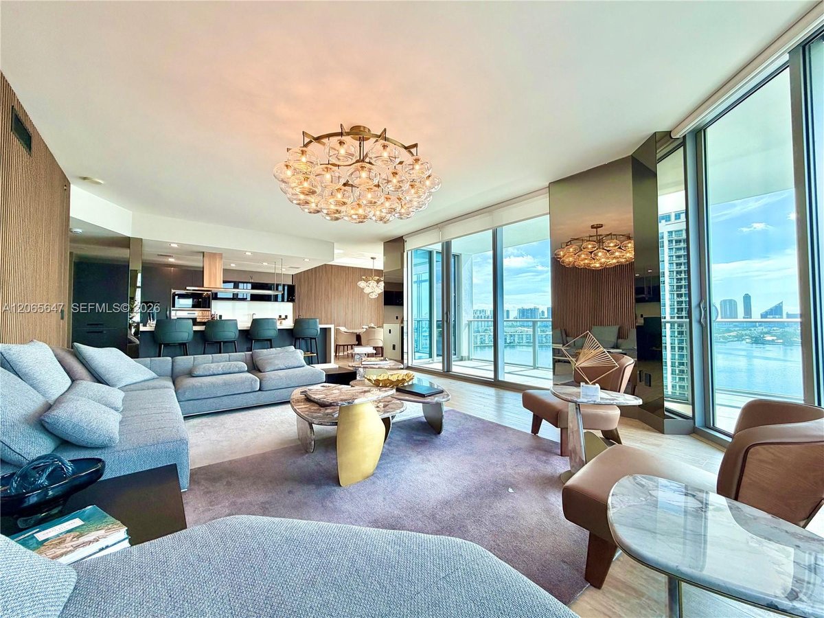 17301 Biscayne Blvd # 1409, North Miami Beach FL 33160