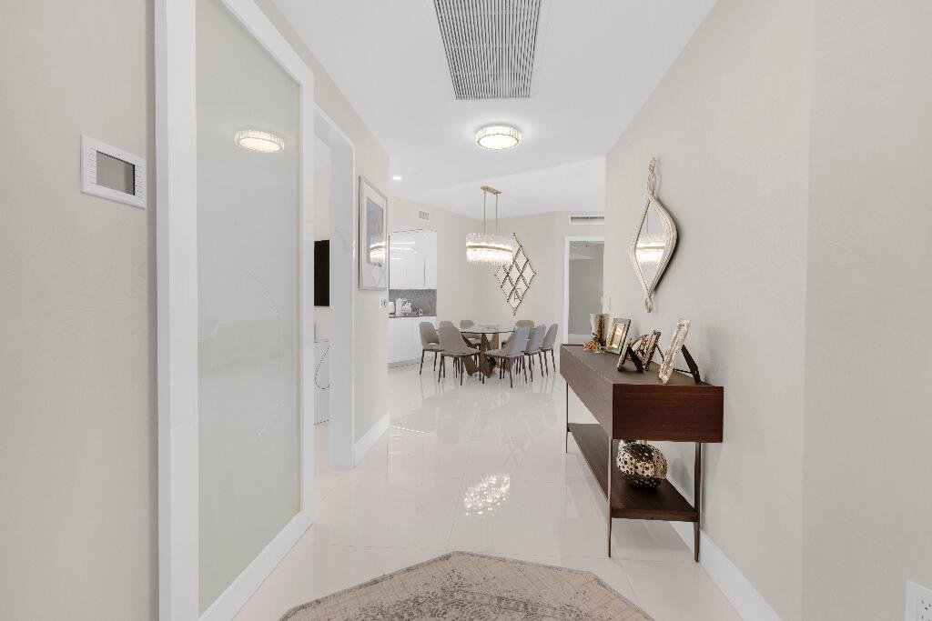 15811 COLLINS Avenue # 2207, Sunny Isles Beach FL 33160