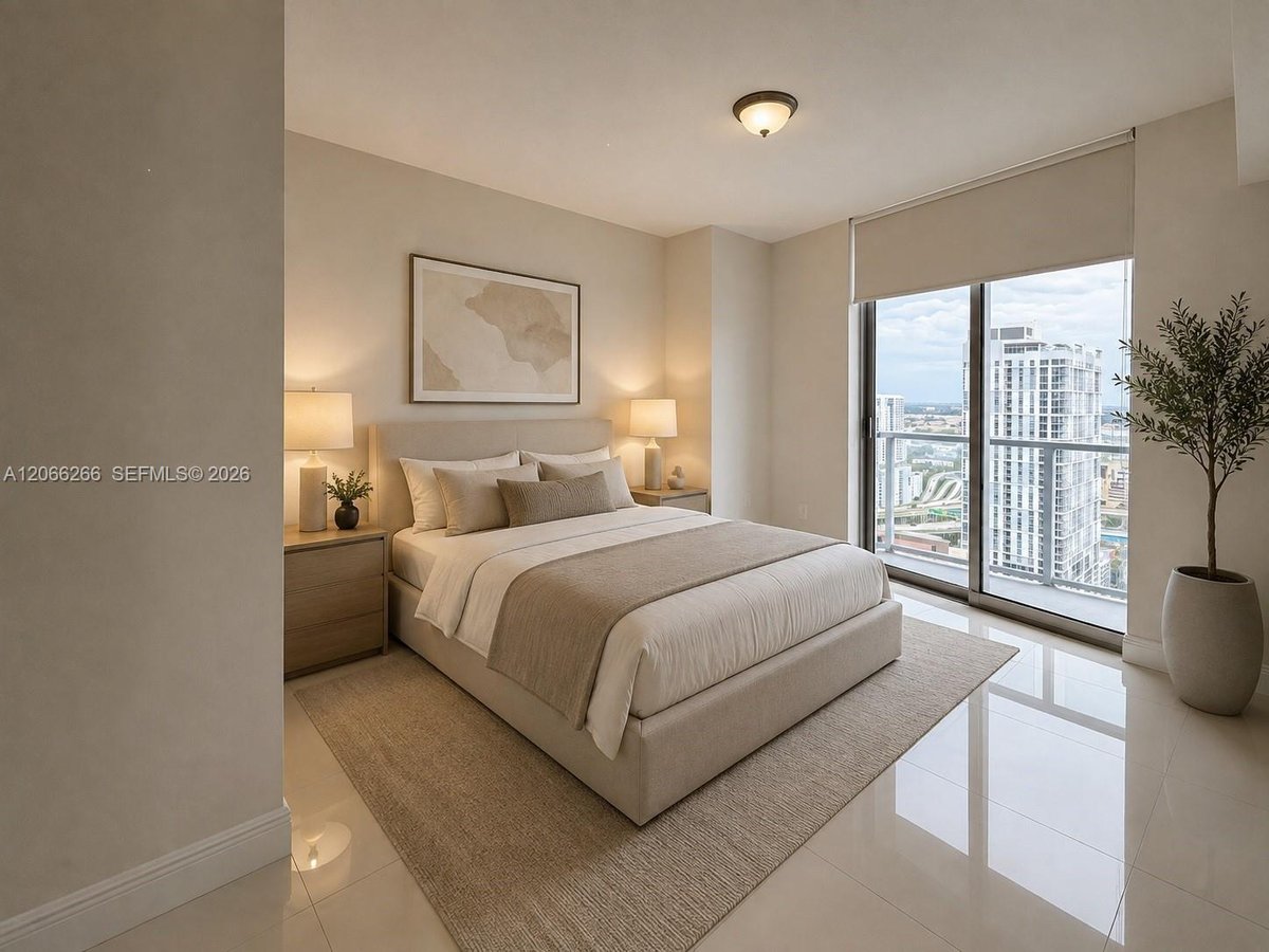 185 SW 7th St # 3105, Miami FL 33130