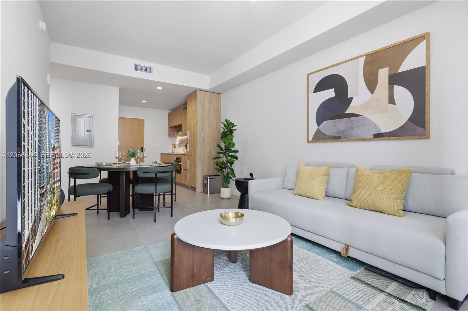 11 NE 6th St # 710, Miami FL 33132