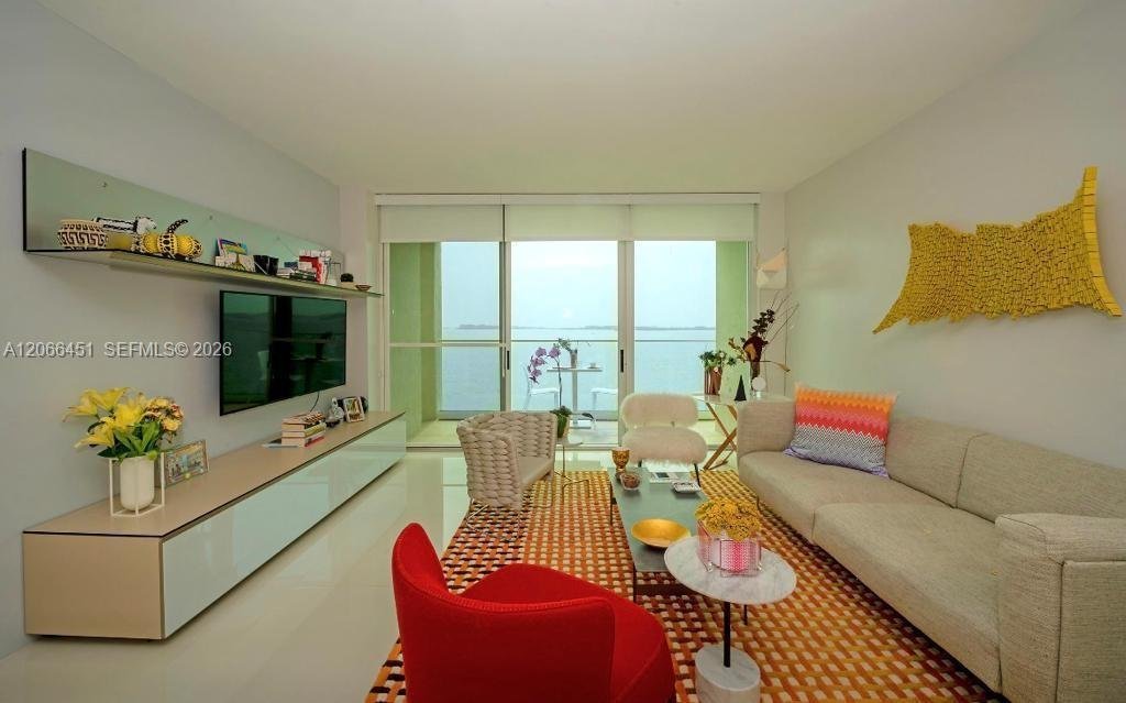 800 Claughton Island Dr # 704, Miami FL 33131