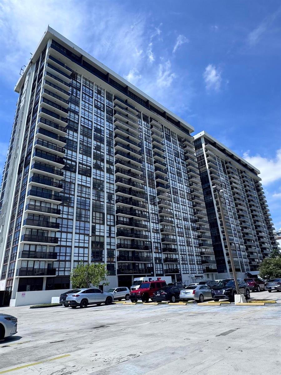 600 NE 36TH Street # 1112, Miami FL 33137
