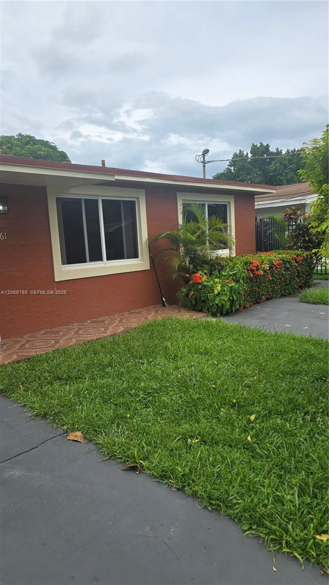 1161 NE 111th St # 1, Miami FL 33161