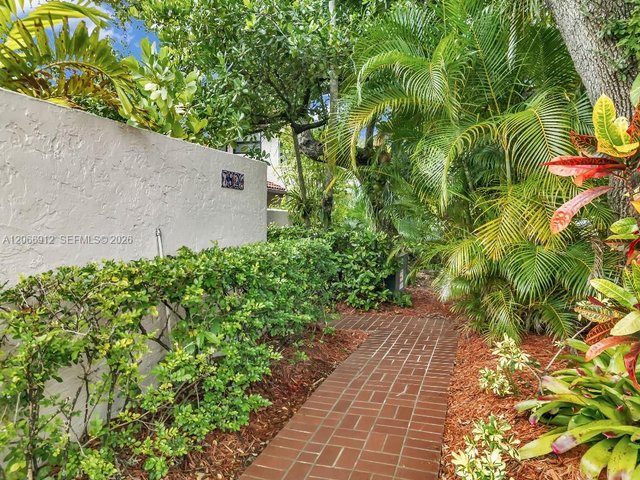 7820 SW 89th Ln, Miami FL 33156