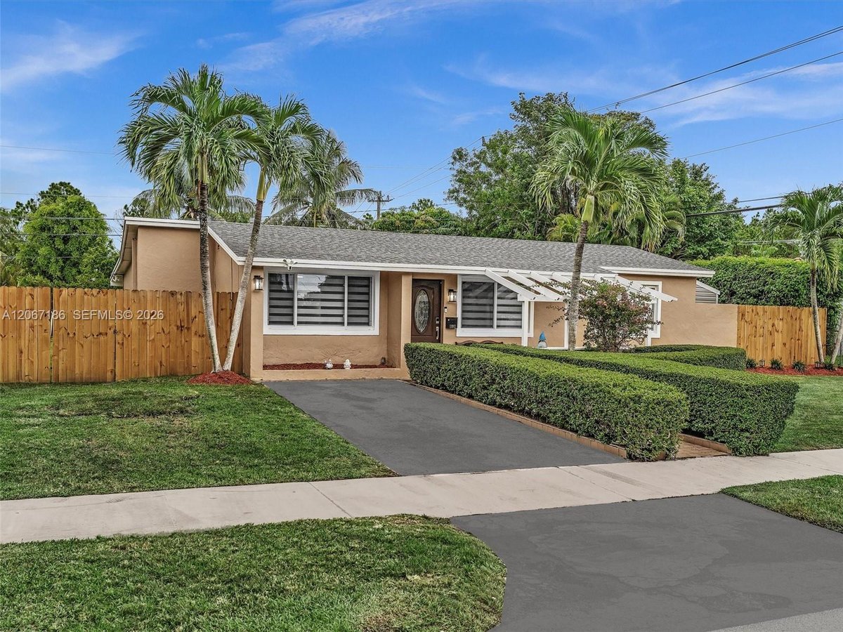 11911 SW 168th Ter, Miami FL 33177